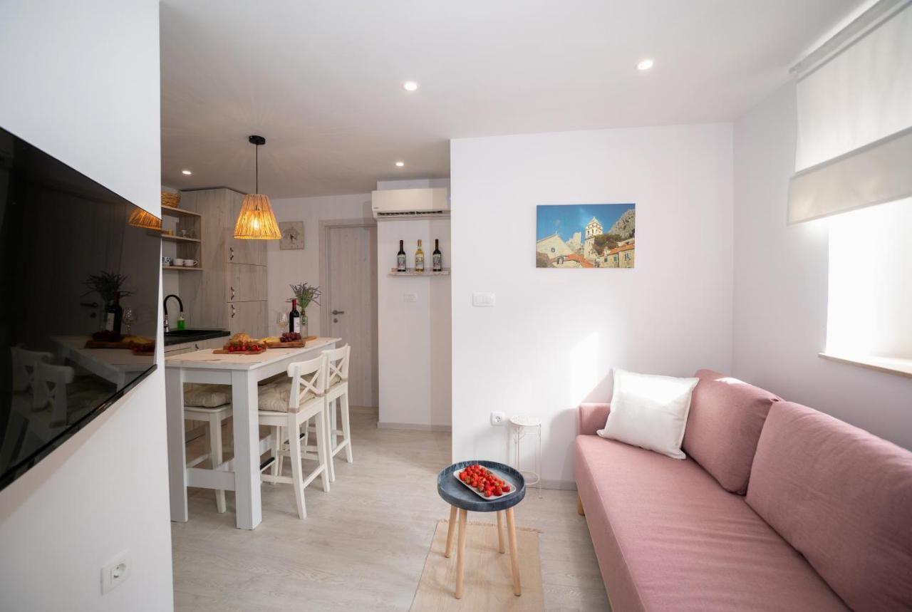 New Cozy Apartment - Center Of Old Town Omiš Exteriör bild