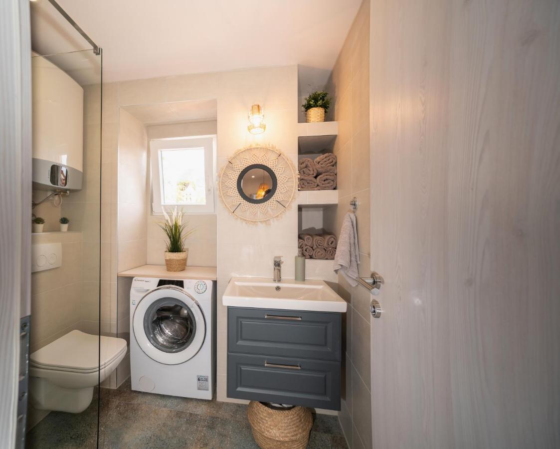 New Cozy Apartment - Center Of Old Town Omiš Exteriör bild