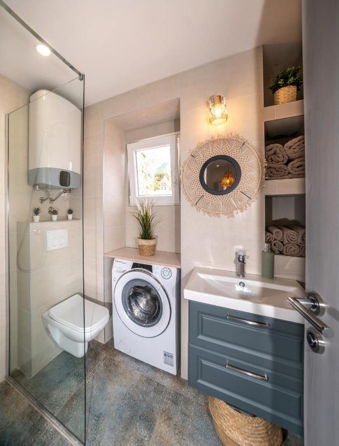 New Cozy Apartment - Center Of Old Town Omiš Exteriör bild