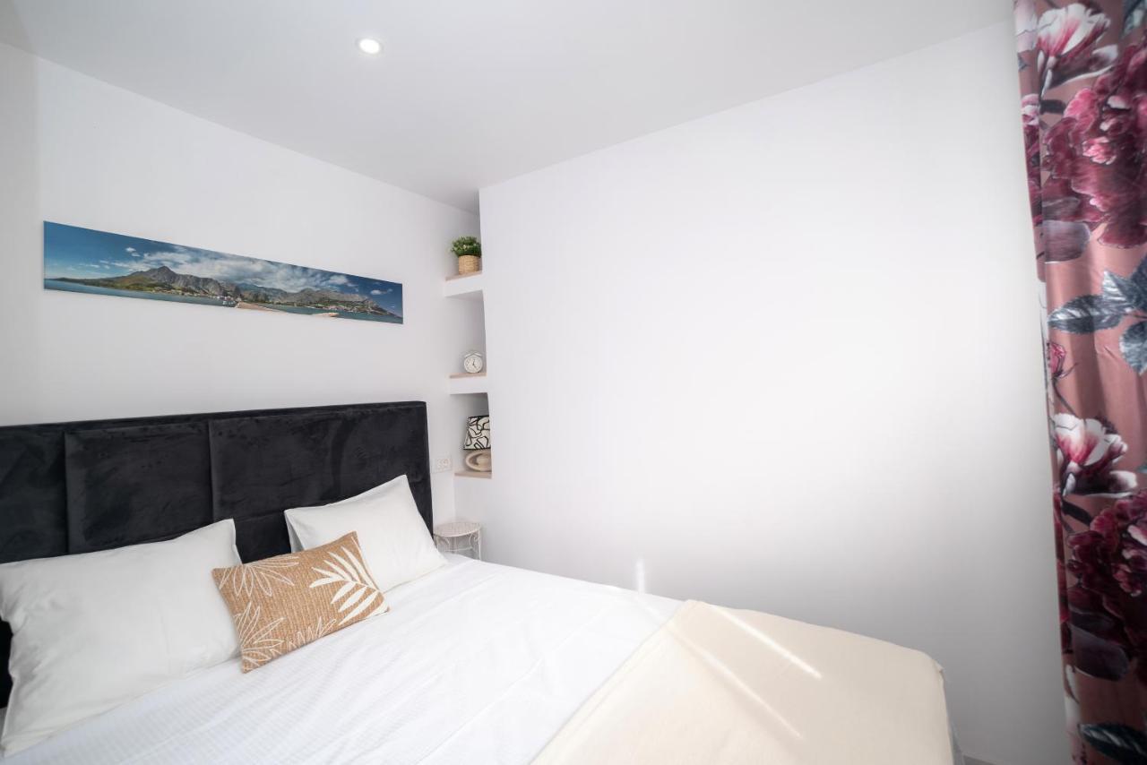 New Cozy Apartment - Center Of Old Town Omiš Exteriör bild